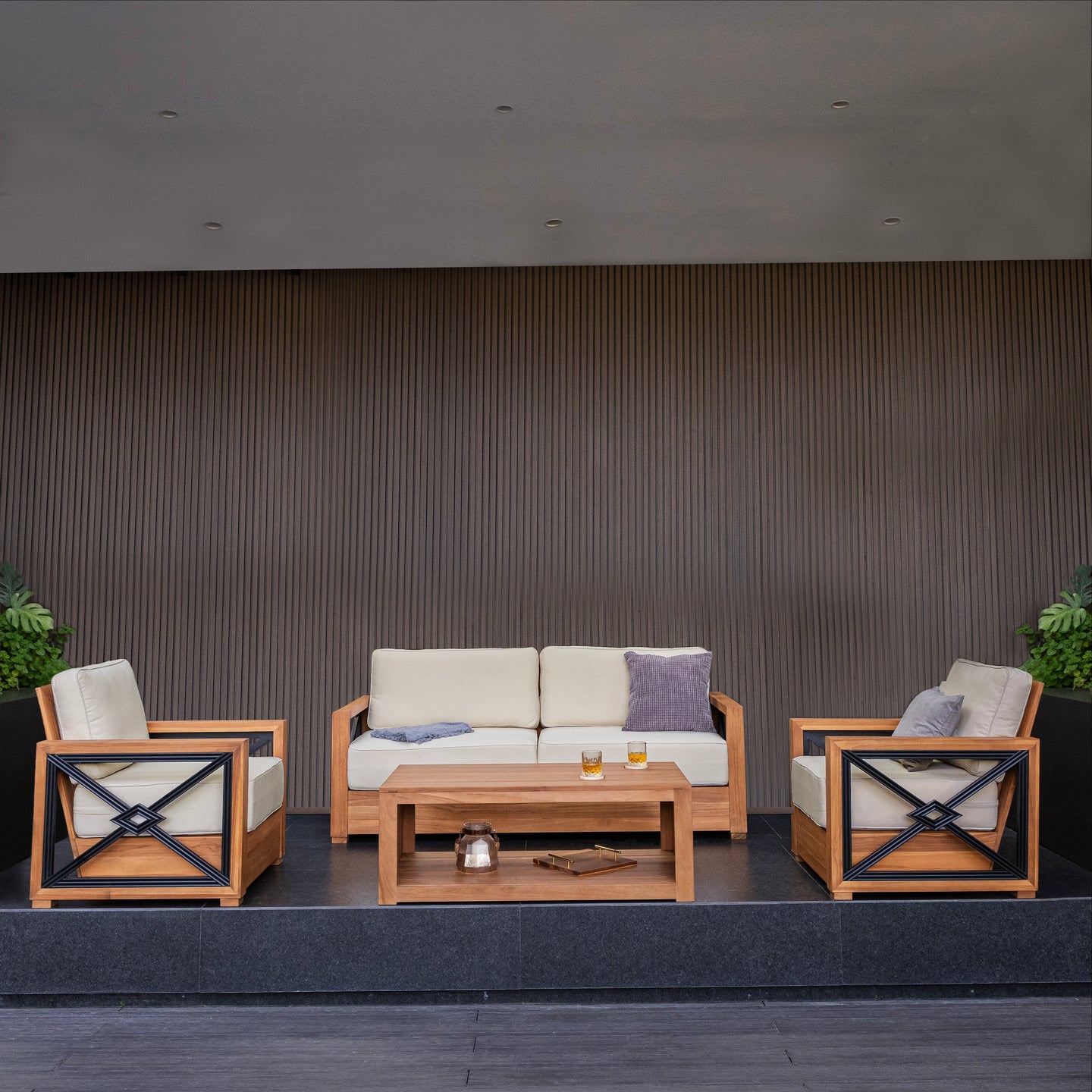 New Arrival: Hans & Provence – Distinctive Teak Designs for Every Outdoor Season