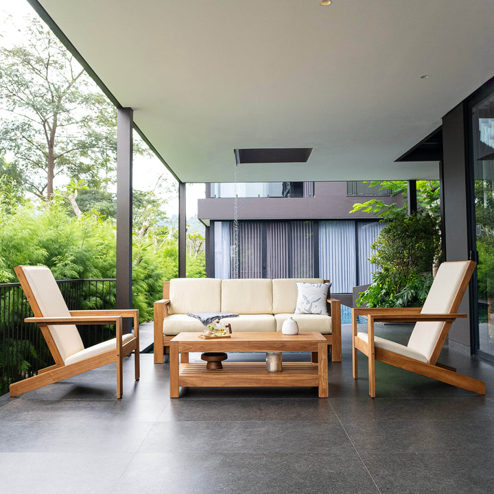 The Sunbrella Fabric Difference: Comfort That Lasts Beyond Seasons