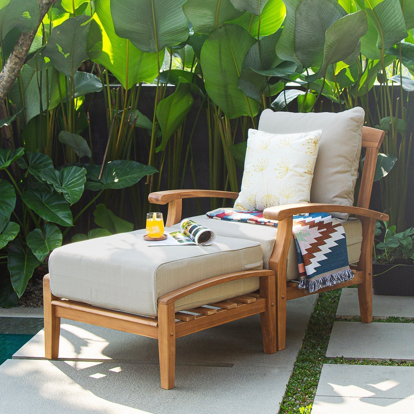 Embrace Fall Comfort: Prepare Your Outdoor Space for Comfortable Outdoor Living